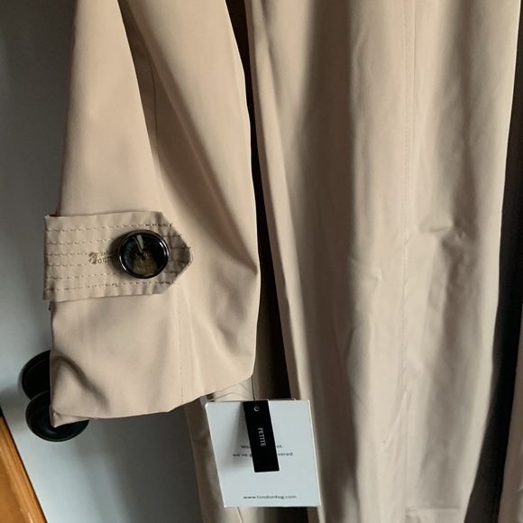 NWT ORIGINAL LONDON FOG MAXI Classic Very Long TRENCH w/hood and bib vest - Picture 12 of 12